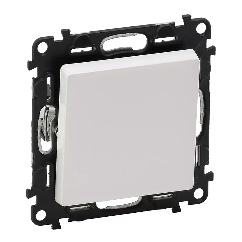 Legrand Valena Life egypólusú kapcsoló 10 AX fehér (Legrand 752101) Végkiárusítás