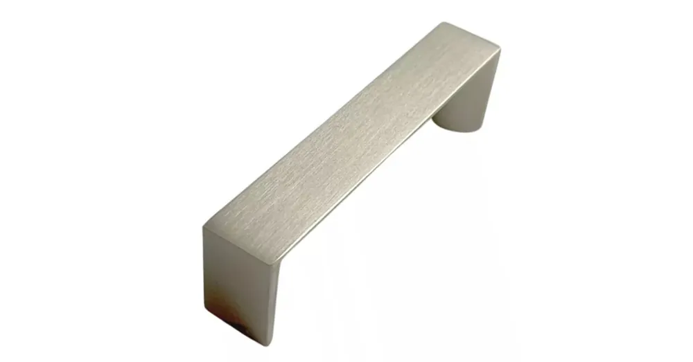 BÚTORFOGANTYÚ U 96mm SZATÉN NIKKEL IMPORT Népszerű