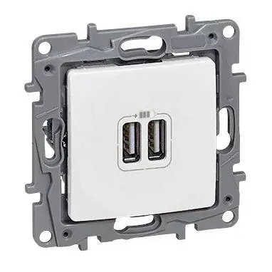 Gyors szállítás Legrand Niloé kettős USB-A+A töltőaljzat - 3 A - 15 W, fehér (Legrand 764594)