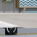 Nézd meg most Cs30 Szintkülönbséget Áthidaló Profil 25 Snow Oak 0,93 M