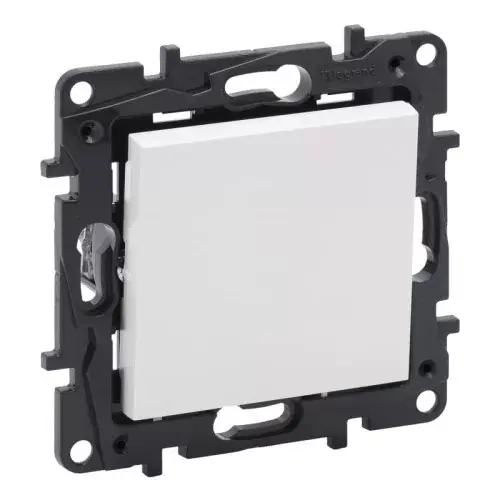Legrand Niloé Step keresztkapcsoló, 10AX, fehér (Legrand 863107) Legnépszerűbb