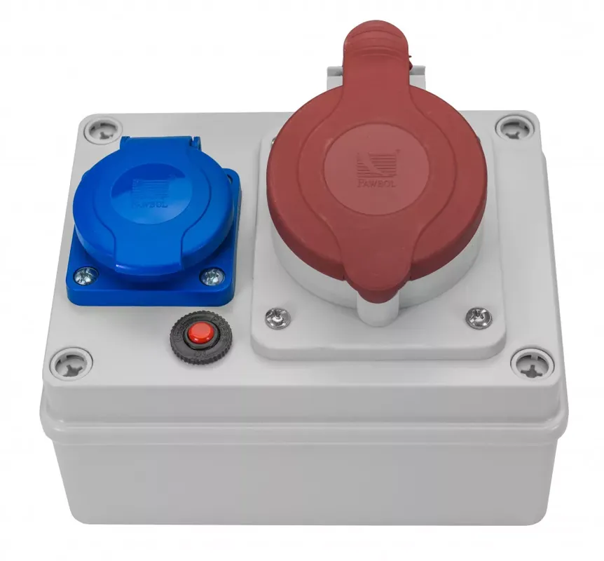 Legnépszerűbb R-BOX 150, 1x32A/4p, 1x250V
