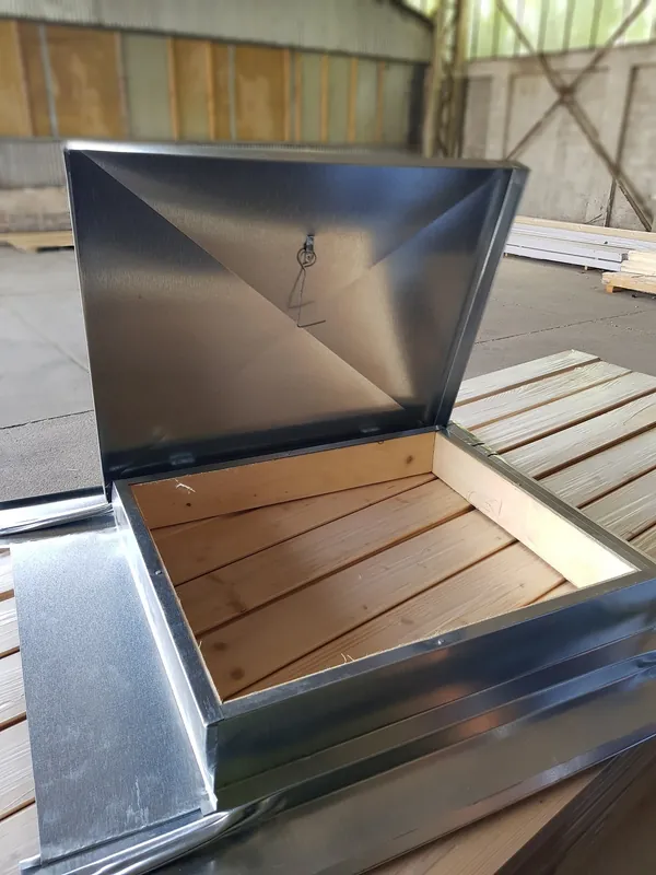 Akciós ár Horganyzott csatorna tetőkibúvó 50x60 belső méret
