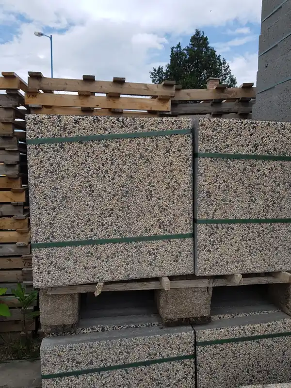 Legkelendőbb Beton járdalap 40x40 mosott dolomit50-bazalt50