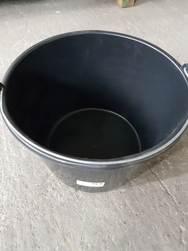 Outlet Építővödör erősített 16L