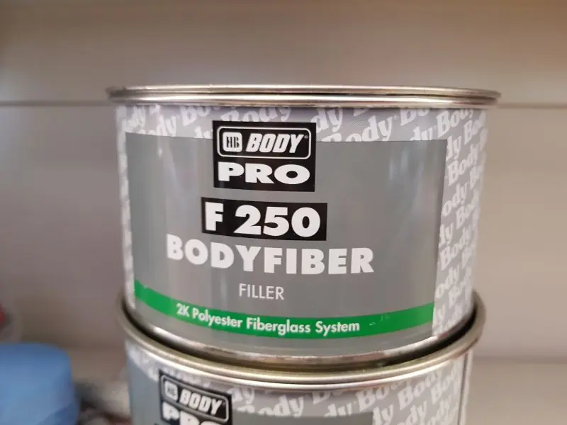 Body autosgitt üvegszálas 0,75 kg F250 Árengedmény
